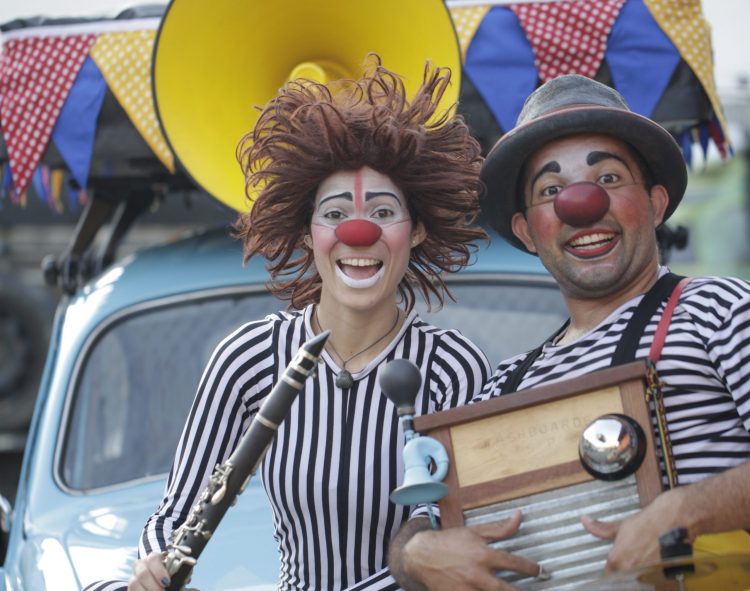 Sesc Fortaleza promove apresentações de teatro e circo em janeiro