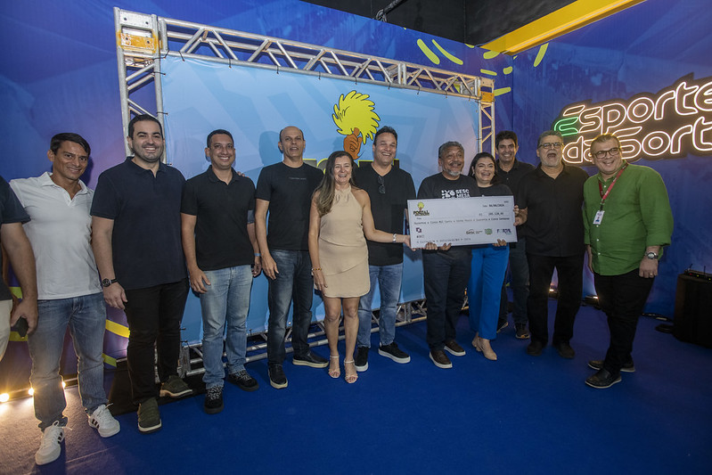 Arrecadações do Fortal Solidário 2023 são entregues a 11 instituições sociais