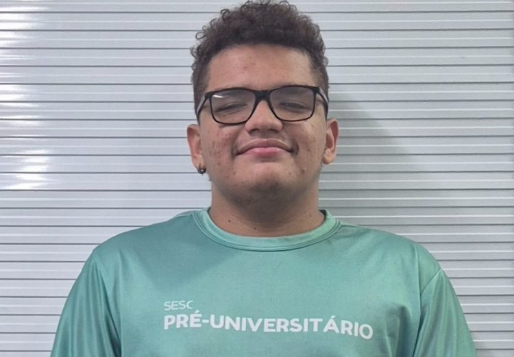 Sesc Pré-Universitário: Aluno conquista 1º lugar em Direito na URCA